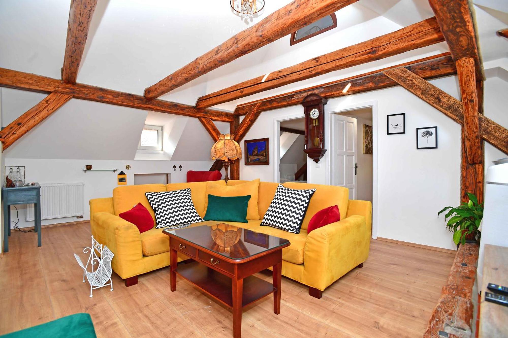 Romantic Apartment Under The Prague Castle Экстерьер фото